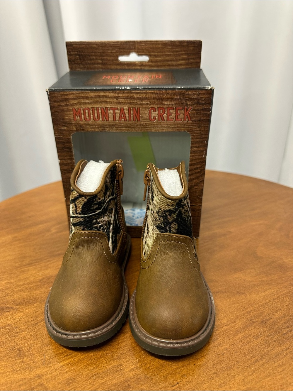Mountain Creek Kids' Brown/Camo Pull-On Boots size 3 new in box